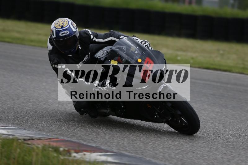 /Archiv-2025/10 23.04.2025 Cornu Master School ADR/rot-rouge/63